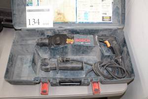 lot 134 image: Bosch 20th Anniversary Bulldog Hammerdrill 11224VSR, Plastic Case