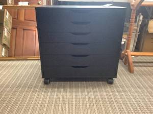 lot 121 image: 6-drawer Cabinet