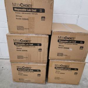 Disposable White Laboratory Coats, Standard - MediChoice 03504 (Small, Medium, Large, X-Large, XX-Large) (Valued  $270)