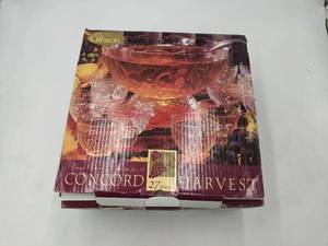 lot 106 image: Gibson Concord Harvest Punch Bowl Set