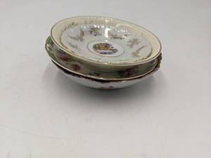 lot 102 image: Vintage Fine China Collection