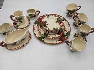 lot 64 image: Franciscan Apple Kitchen Set