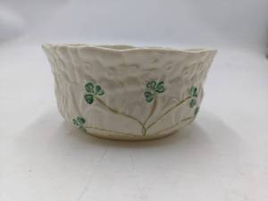 lot 41 image: Belleek Bowl