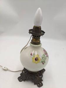 lot 99 image: Vintage Hand-Painted Vintage Milk Glass Lamp-It Works