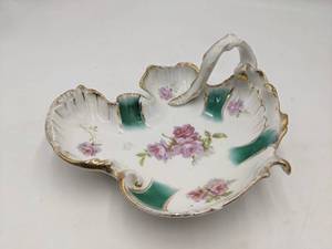 lot 39 image: Vintage Hand Painted German Dish