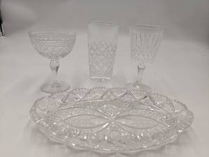 lot 05 image: Sparkling Vintage Cut Crystal 4 Piece Collection
