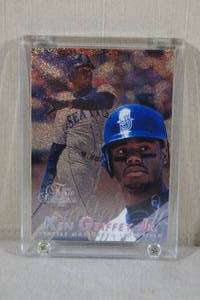 lot 18 image: 1997 Flair Showcase Ken Griffey Jr Row 0 Seat 24