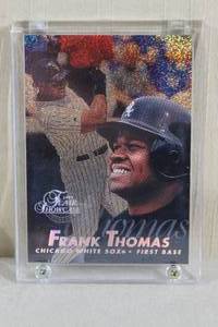 lot 22 image: 1997 Flair Showcase Frank Thomas Row 0 Seat 35