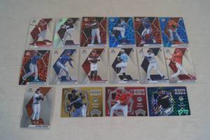 lot 68 image: Mosaic Baseball Rookie Cards - Refractors, Inserts