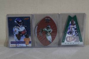 lot 88 image: Randy Moss Cards - Rookie Die Cuts