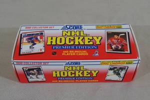 lot 98 image: 1990 Score Hockey Card Set