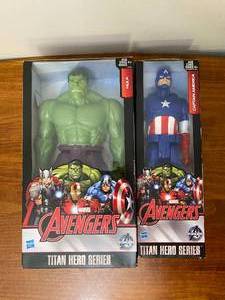 lot 58 image: Incredible Hulk & Captain America Action Figures