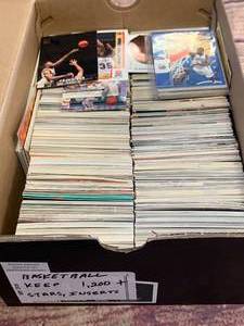 Lot of 1200 Plus Basketball Cards with Stars, Insert