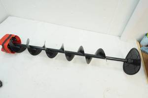 lot 143 image: ice auger