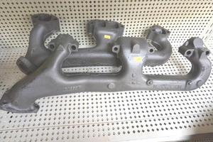 lot 222 image: GM exhaust manifold