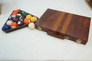 lot 14 image: Backgammon, pool balls, triangle