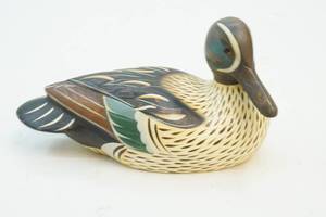 lot 16 image: Ducks Unlimited duck