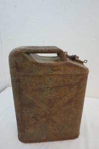 lot 34 image: Fuel can