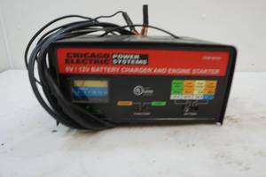 lot 47 image: Battery charger