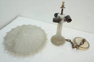 lot 56 image: Ceiling light