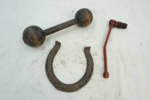 lot 72 image: Barbell, handle and horseshoe