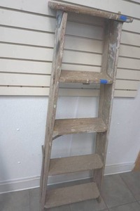 lot 74 image: Ladder