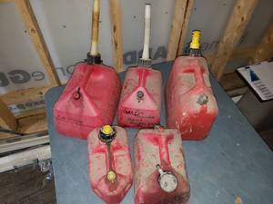 5 Gas Cans