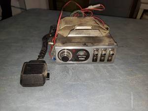 Sparkomatic CB Radio