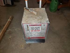 100 Amp 115 Volt Arc Welder and Magna Cart