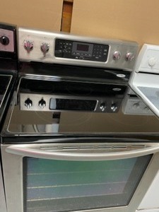 KitchenAid 4 element 30 Electric Range