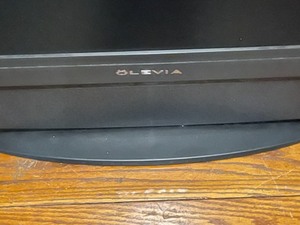 TV Olevia 26
