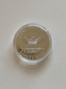 Keep America Great Trump 2020 Commemorative Coin