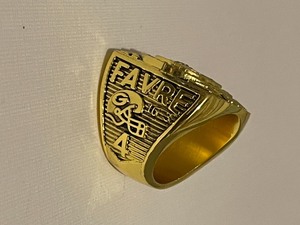 Green Bay Packers Brett Favre 1996 Super Bowl Replica ring