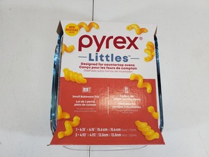 New Pyrex Littles 3 Piece Set