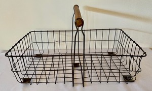 lot 19 image: Vintage Metal Basket with Wooden Handle