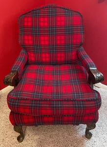 lot 10 image: Vintage Red Plaid Chair