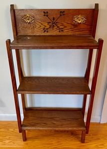 lot 25 image: Wonderful Wooden Antique Bookshelve