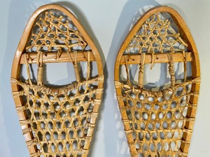 lot 26 image: Huron Snow Shoes