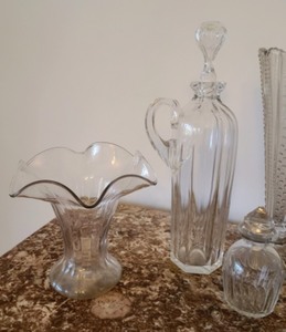 lot 111 image: Vintage CutPressed Glassware