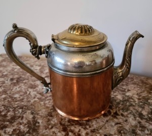 lot 123 image: Vintage Teapots