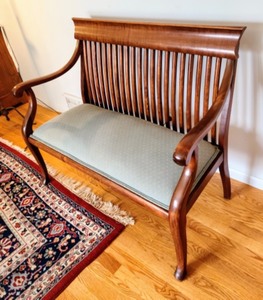 lot 138 image: Beautiful Upholstered Bench