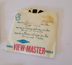 lot 147 image: Viewmaster and Slides