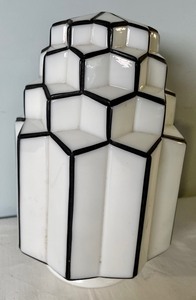lot 328 image: Vintage Art Deco Light Globes