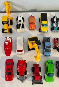 lot 40 image: Toy Boats, Trucks and Cars