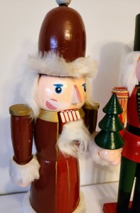 lot 309 image: Pair of Vintage Nutcrackers