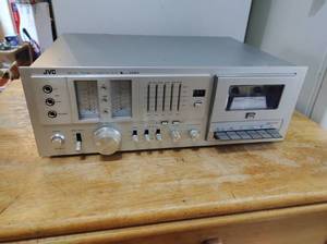 lot 29 image: JVC KD-65 Cassette Deck with Original Box