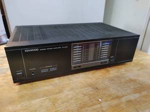 lot 38 image: Kenwood KM-205 Stereo Power Amplifier
