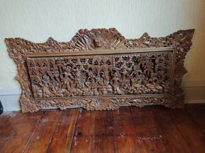 lot 42 image: Large Hand Carved Wood Wall Relief Hanging