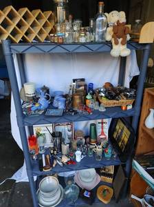 lot 87 image: Shelf with Contents
