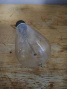 lot 99 image: Old Lightbulb